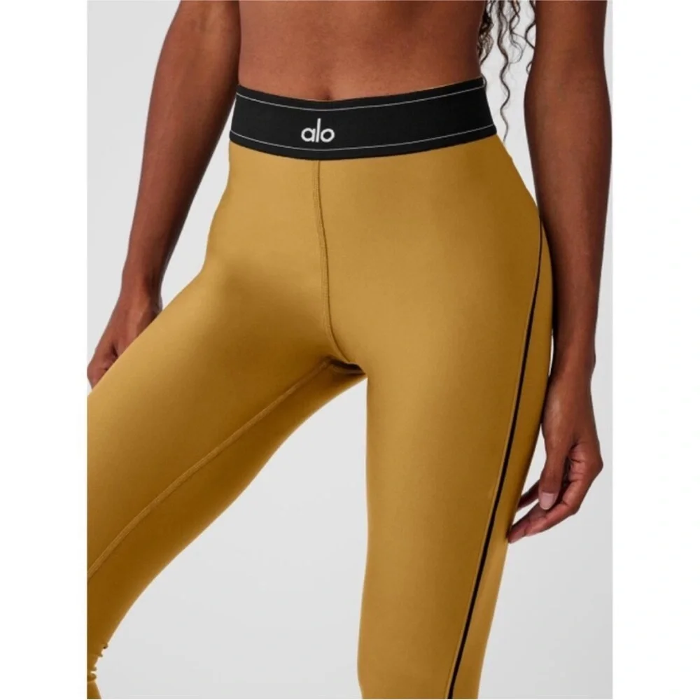 Alo Airlift High-Waist Suit Up Legging Golden Olive Branch Size Small